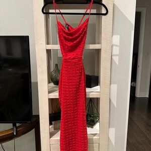 Elegant Red Sleeveless Dress